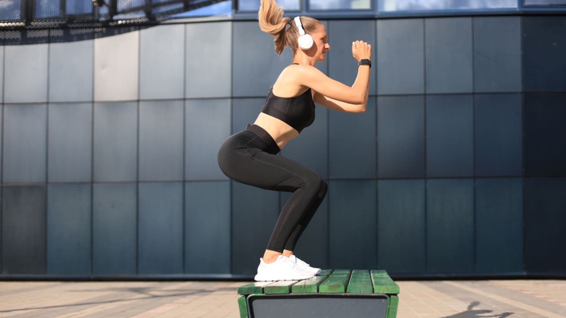single-leg box squats