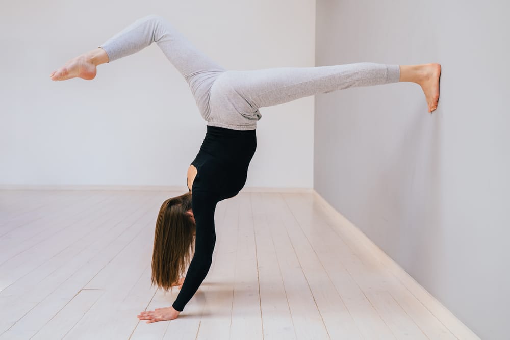 handstand benefits
