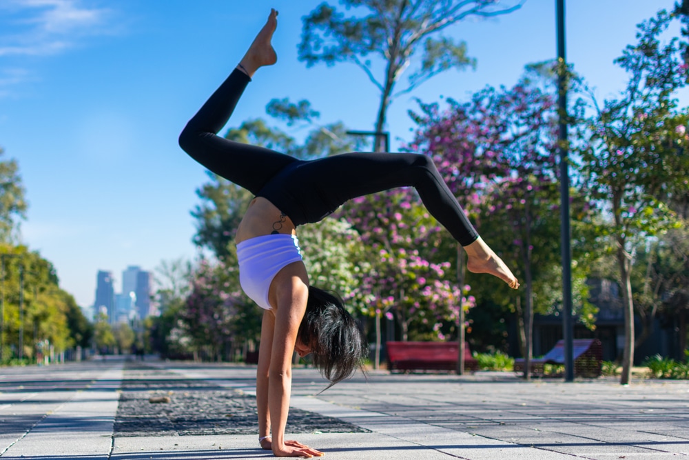 handstand benefits