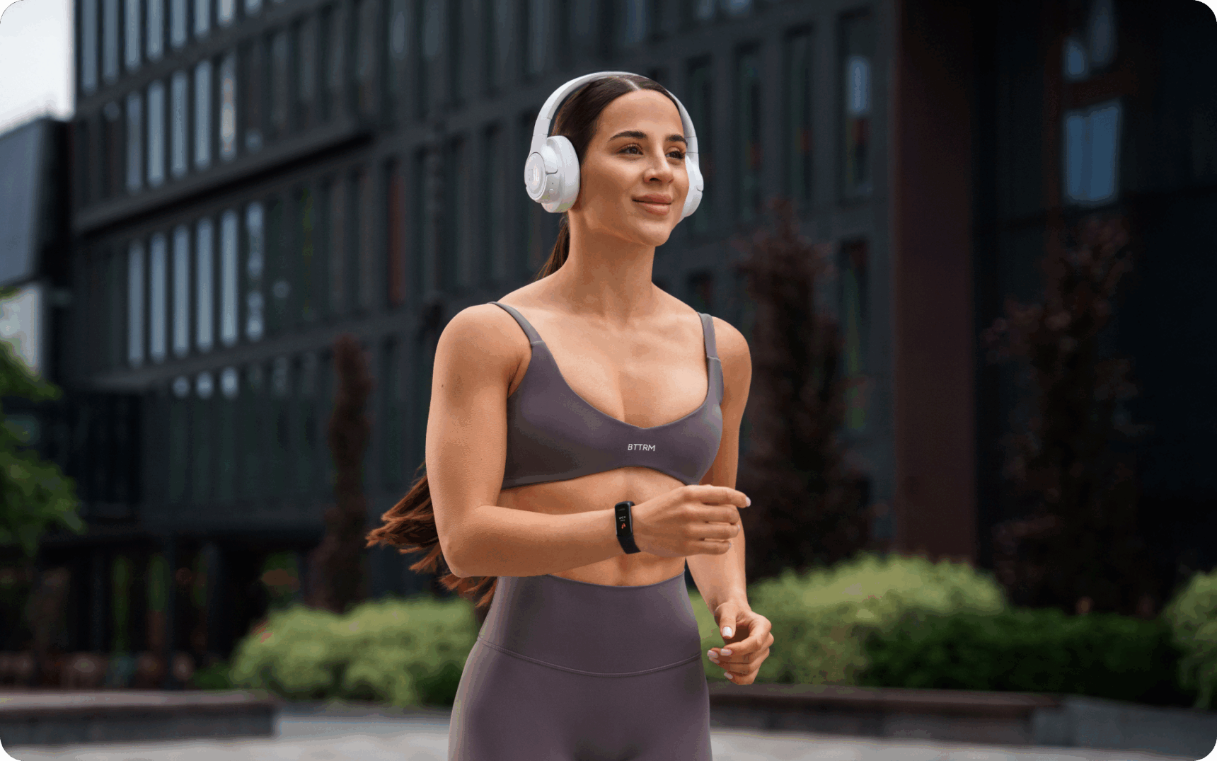 Walk Training The Ultimate Outdoor Walking Workout Guide for Beginners - BetterMe