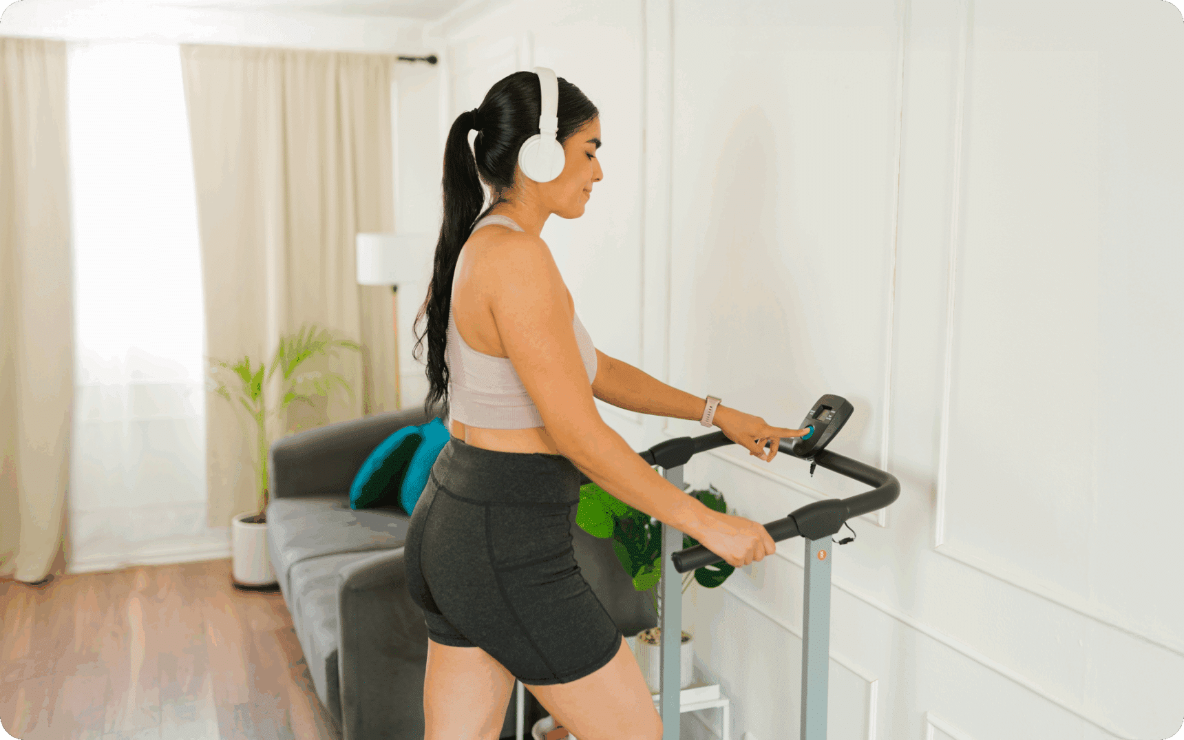 Steady Incline Incline Walking vs Running: Which One Should You Do? - BetterMe